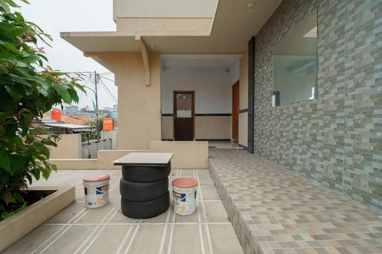 Koolkost Syariah Near Kampus Utama Universitas Budi Luhur Mencil Экстерьер фото