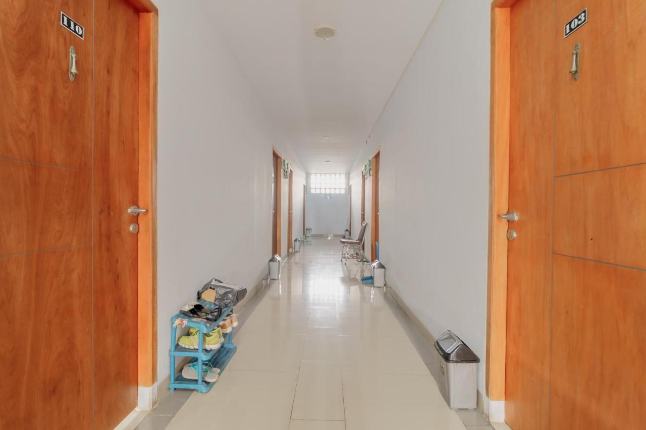 Koolkost Syariah Near Kampus Utama Universitas Budi Luhur Mencil Экстерьер фото